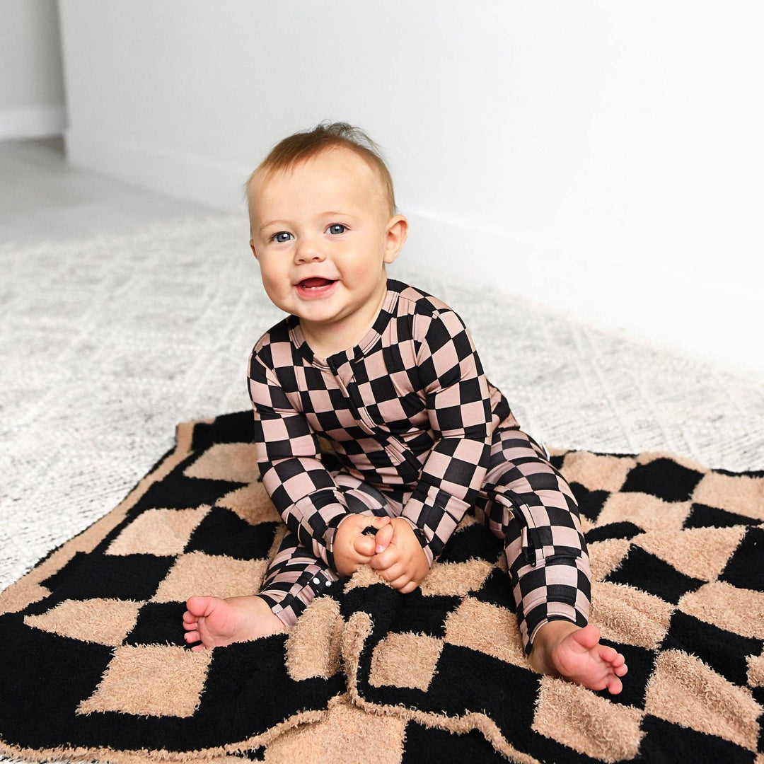 Gigi & Max Newborn Ruffle Zip Bamboo Onesie - BENTLEY