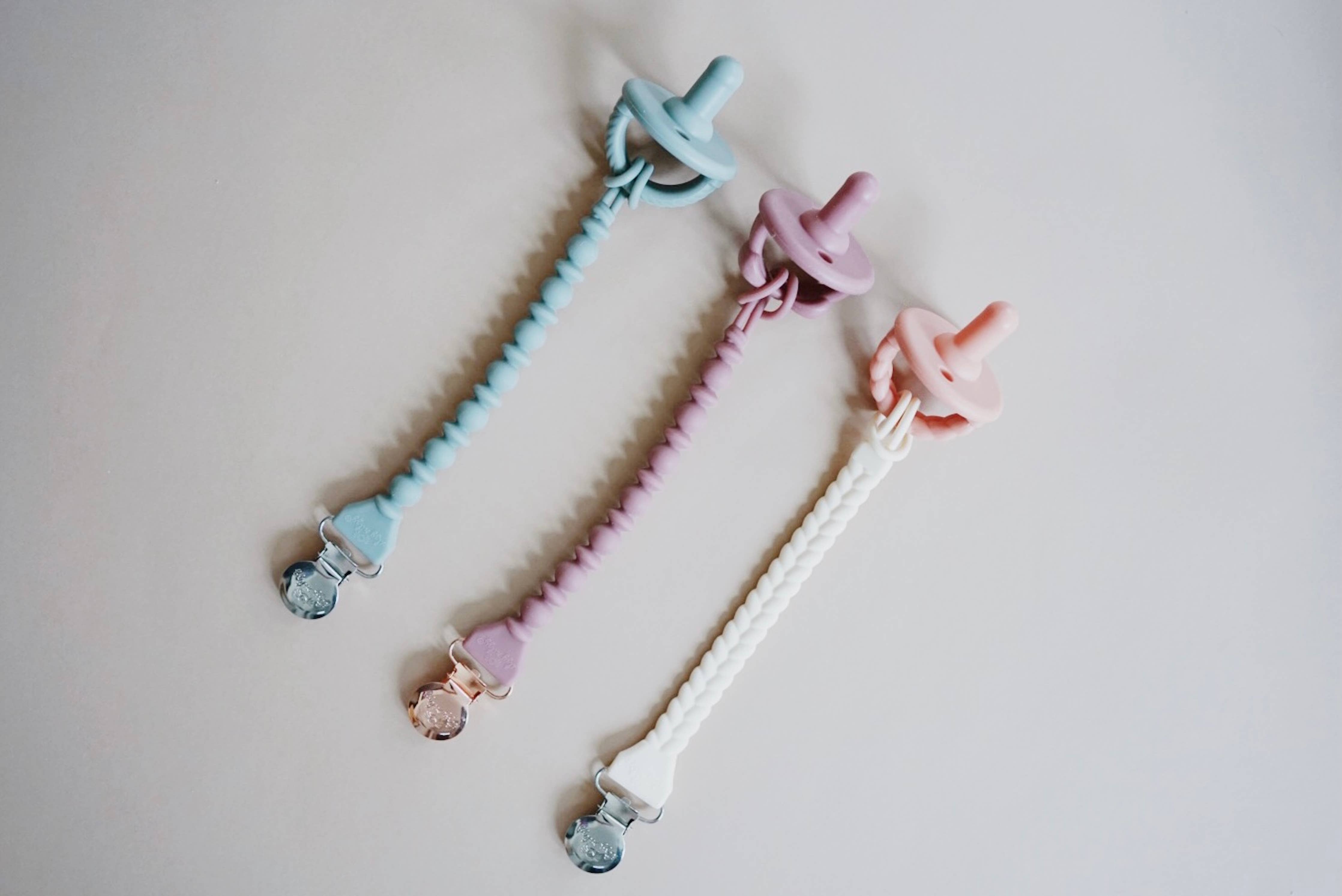 TOAST Sweetie Strap™ Silicone One-Piece Pacifier Clips