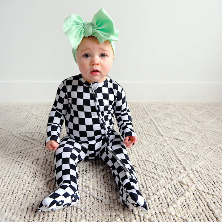 Axel Gigi & Max Newborn Zip Bamboo Onesie