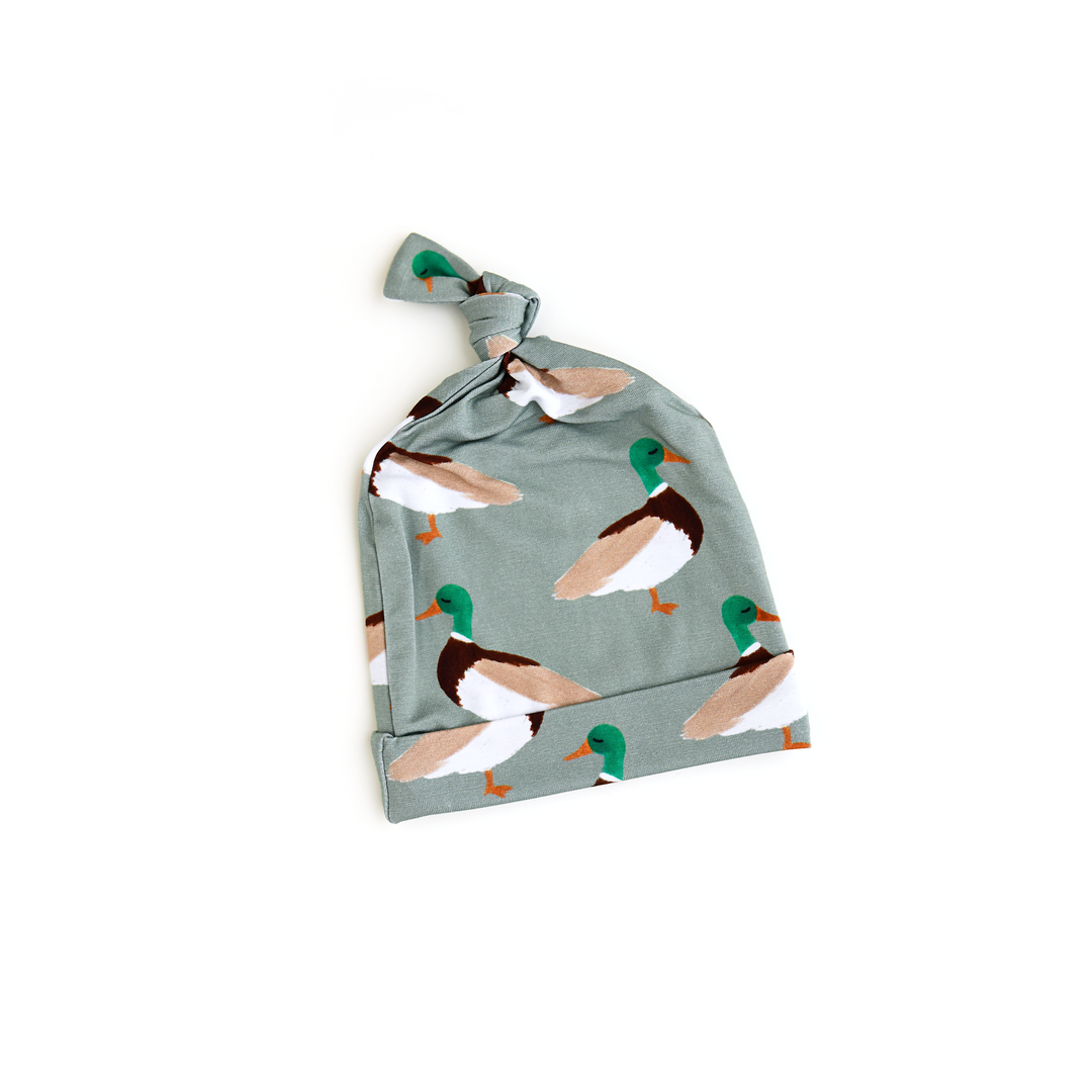 Wilder Duck Gigi & Max Bamboo Knot Hat