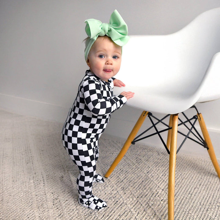 Axel Gigi & Max Newborn Zip Bamboo Onesie